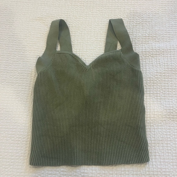 Abercrombie Olive Green Ribbed Knit Women's Top - Picture 1 of 3